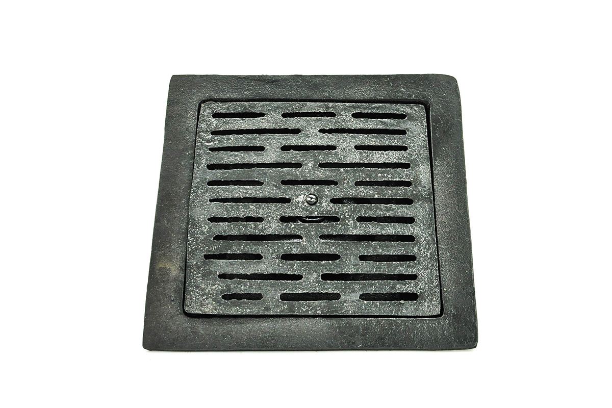 Coladera FV12 fierro medida real 26 x 26 cm